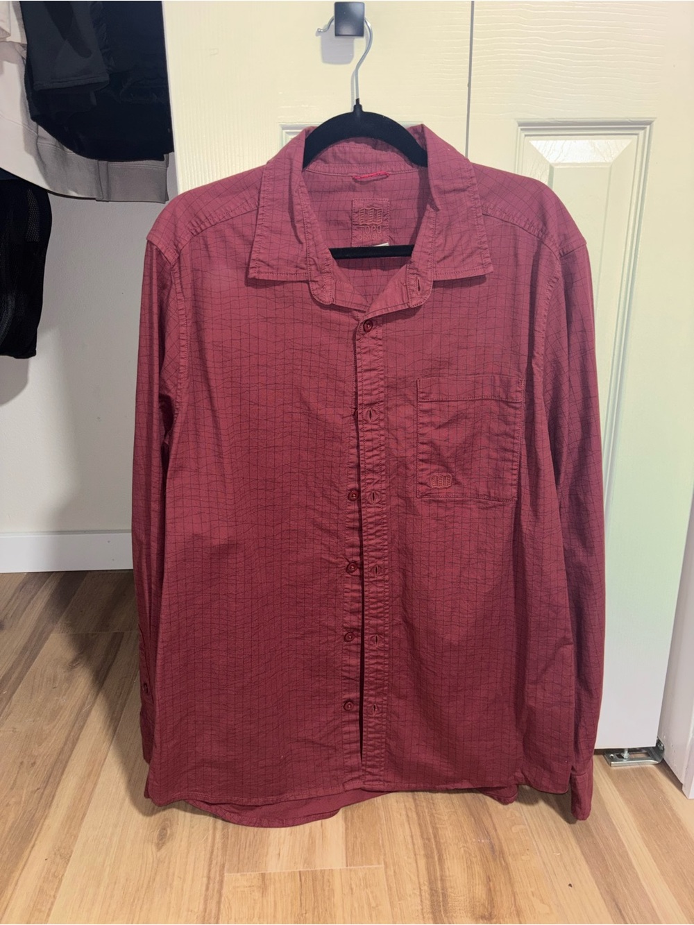 Topo Designs Men's Long-Sleeve Button-Up Shirt in Burgundy